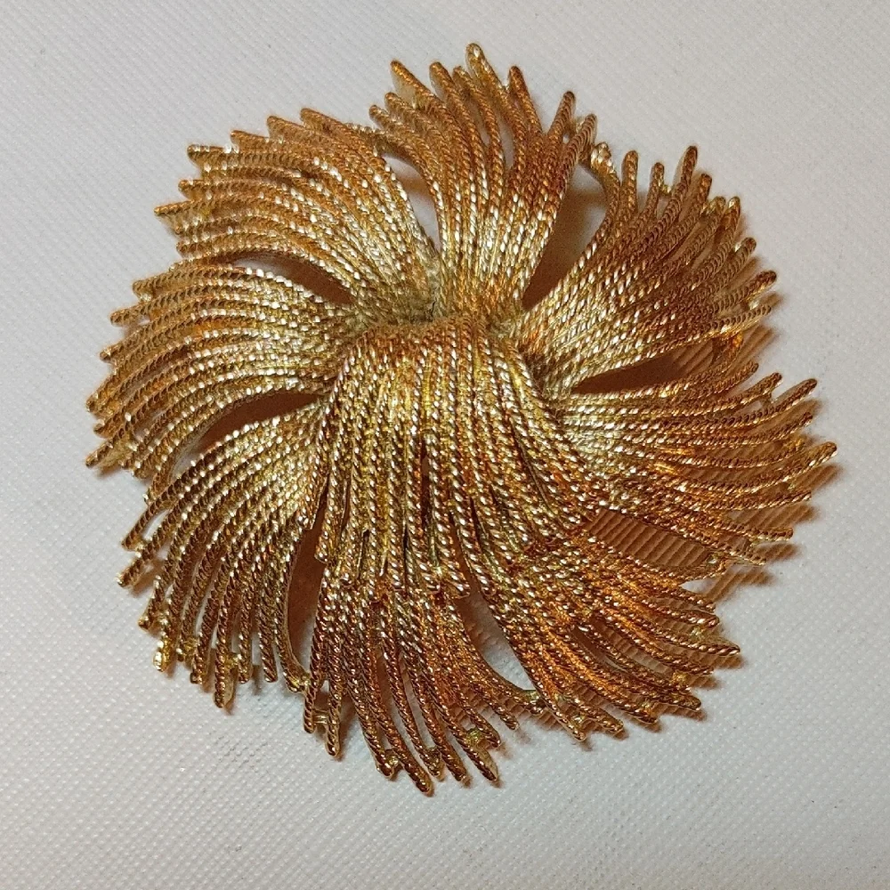 Vintage Monet Gold Brooch In the Cordelia Collection
